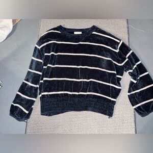 Women’s Sweater